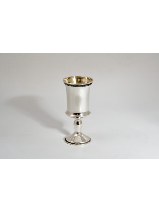 Coupe de Kiddouche en argent sterling au look épuré avec Decora, Coupes de Kiddouche, Est
