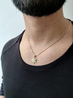 Étoile de David incrustée de diamants en or jaune Penda , Cadeaux Tu B'Av , I