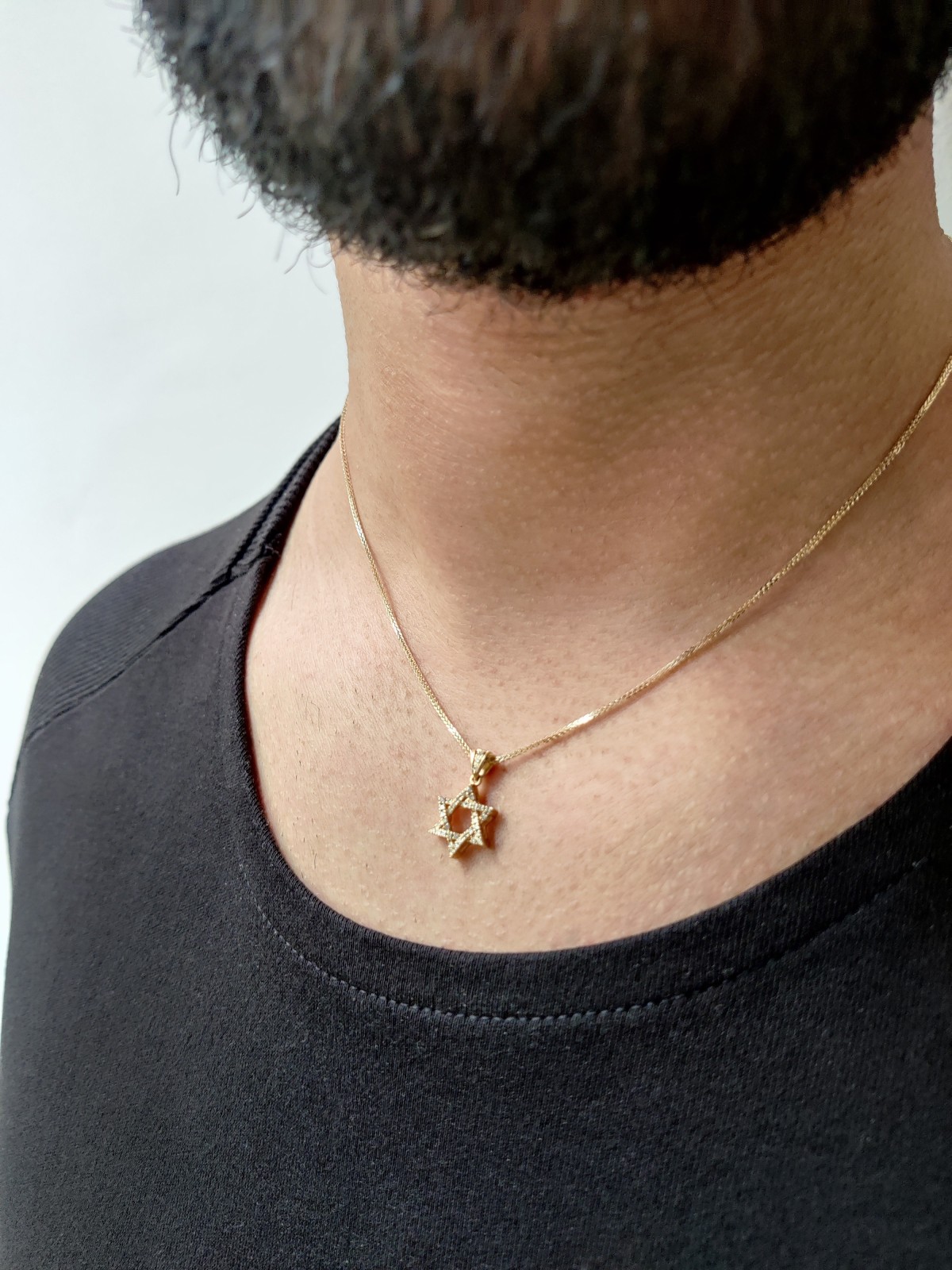 Petite et classique étoile de David en or avec diamants , Tu B'Av Gifts , I