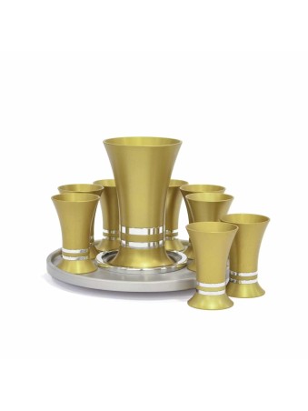 Bel ensemble de liqueurs colorées avec assiette, cadeaux de mariage juif, Isra