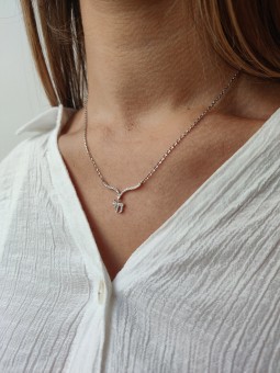 Pendentif Chai en or blanc avec ailes et diamants, cadeaux Tu B'Av, Isra