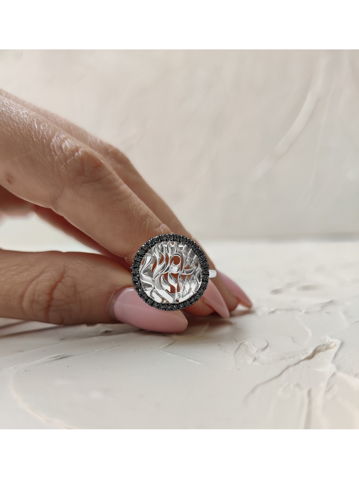 Modern Shema Yisrael Ring in White Gold with Black , Tu B'Av Gifts , I