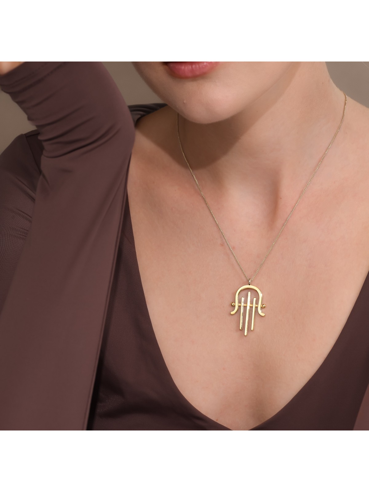 Pendentif Hamsa surdimensionné en or jaune 14 carats en moderne, cadeaux Tu B'Av, I