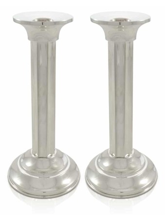 Grands chandeliers et plateau de sabbat, chandeliers en argent sterling, I