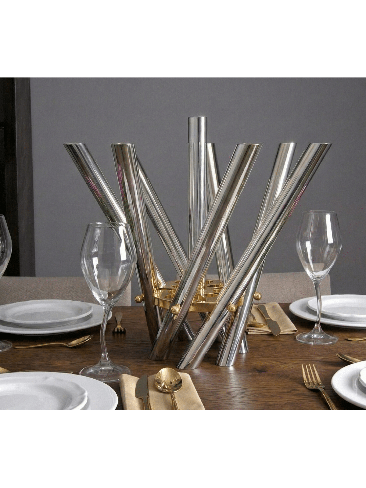 Candélabre de forme géométrique élégante avec plaque dorée, bougie extra large