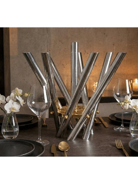 Candélabre de forme géométrique élégante avec plaque dorée, bougie extra large