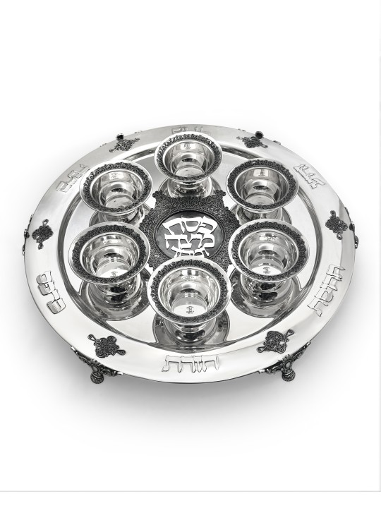 Grande plaque de Pâque en filigrane d’argent pur faite à la main avec cadeaux de Pâque,