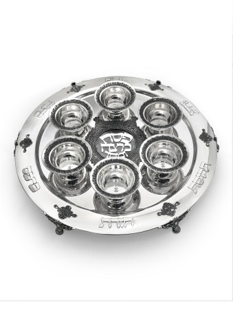Grande plaque de Pâque en filigrane d’argent pur faite à la main avec cadeaux de Pâque,