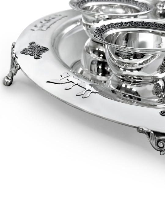 Grande plaque de Pâque en filigrane d’argent pur faite à la main avec cadeaux de Pâque,
