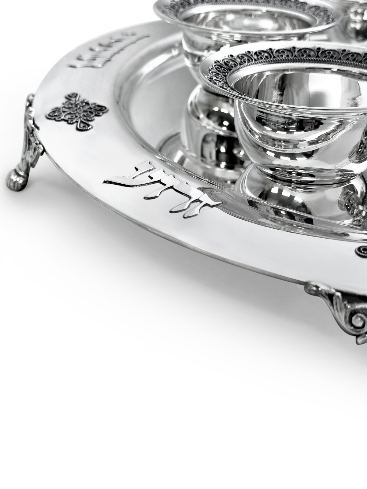 Grande plaque de Pâque en filigrane d’argent pur faite à la main avec cadeaux de Pâque,