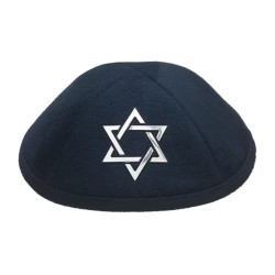 Kippa en daim bleu marine avec étoile brodée argentée... | Kippa en daim