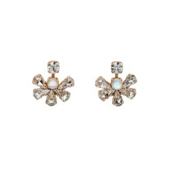 Amaro Boucles d'oreilles en perles de fleurs fabriquées à la main Pearl J... | Boucles d'oreilles par Amaro